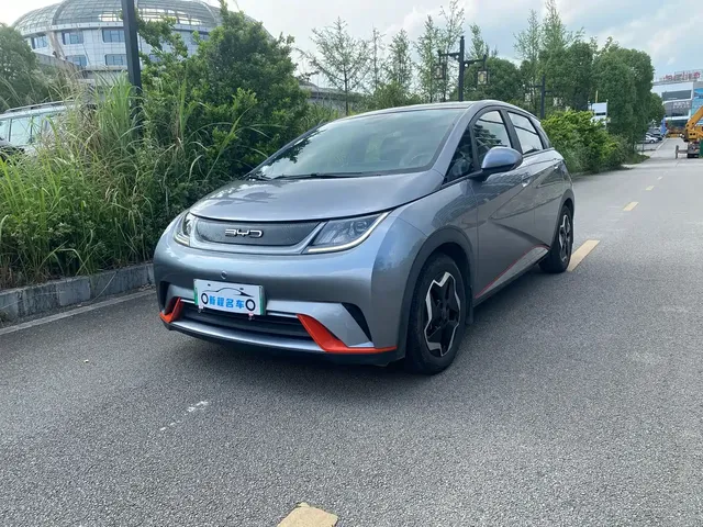 BYD Dolphin 2021 Model 405km Fashion Edition