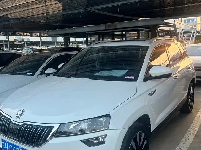 Škoda Karoq 2021 TSI280 Luxury Edition