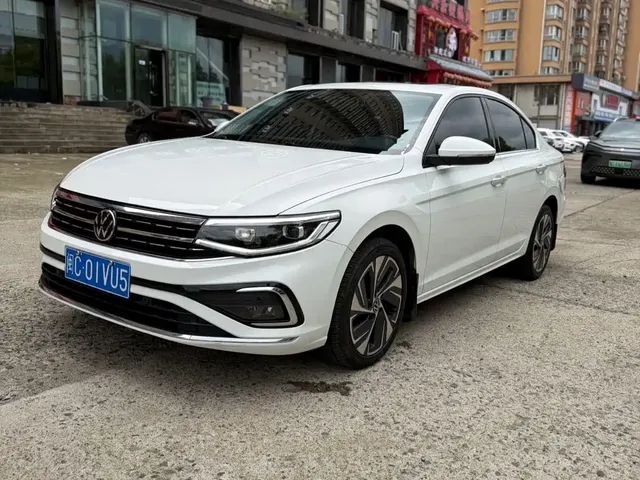 Volkswagen Bora 2023 200TSI DSG Smart PRO Edition