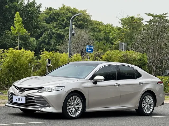 Toyota Camry 2018 2.5G Luxury Edition