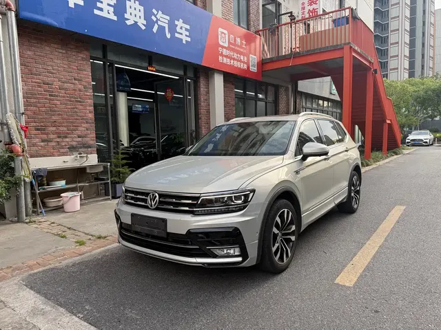 Volkswagen Tiguan L 2019 330TSI Automatic 2WD R-Line Flagship Edition China VI