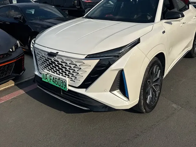 Changan Oshan Z6 EV 2023 Smart Electric iDD 150KM Flagship