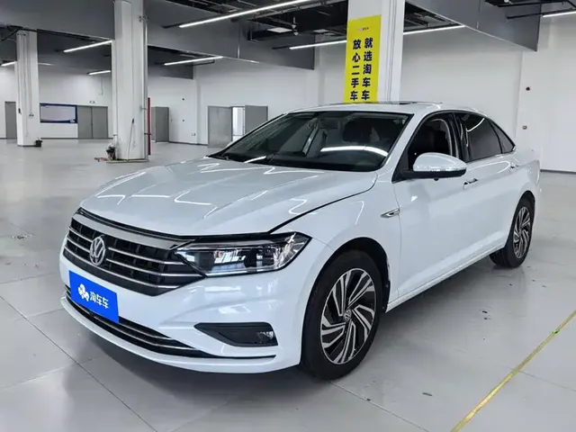 Volkswagen Sagitar 2021 200TSI DSG Surpassing Edition