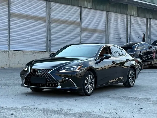 Lexus ES 2024 200 Premium Edition