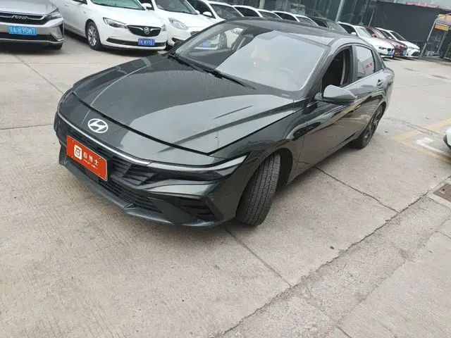 Hyundai Elantra 2023 Model 1.5L CVT LUX Premium Edition