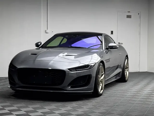 Jaguar F-TYPE 2024 P300 75th Anniversary Collector's Hardtop Edition