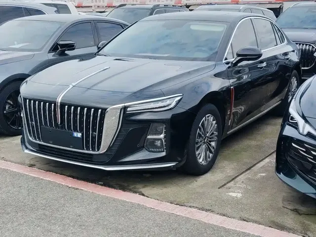 Hongqi H5 2023 1.5T DCT Smart Connect Joy Edition