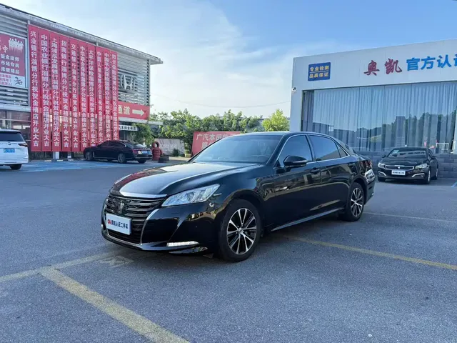 Toyota Crown 2018 2.0T Fashion Edition