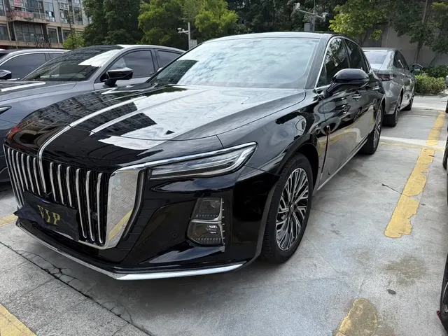 Hongqi H5 2023 2.0T Auto Smart Connect Flag Comfort