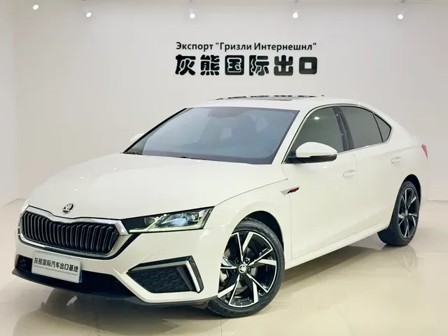 Škoda Octavia 2022 PRO TSI280 Luxury Edition