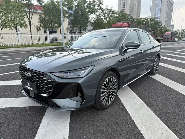 Chery Fengyun A8L 2025 1.5TGDI 145km Standard Type