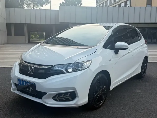 Honda Fit 2018 1.5L CVT Comfort Edition