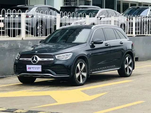 Mercedes-Benz GLC 2022 Facelift GLC 300 L 4MATIC Dynamic Collector's Edition