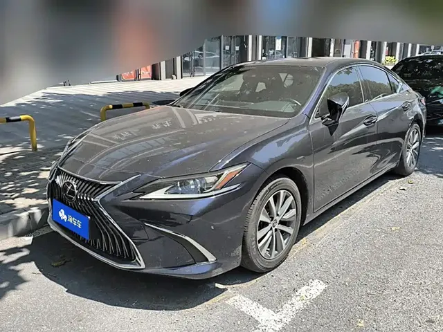 Lexus ES 2018 200 Excellence Edition China V