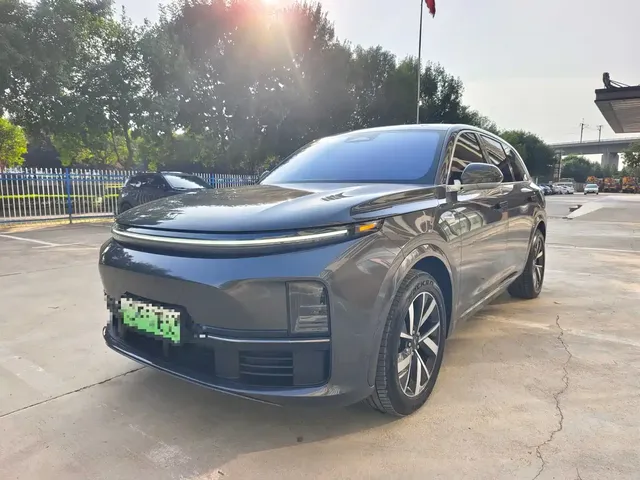Li Auto L7 2023 Pro