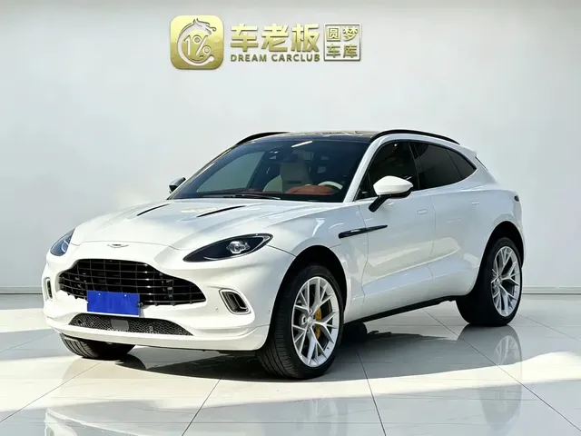 Aston Martin DBX 2020 4.0T V8