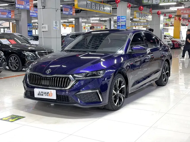 Škoda Octavia 2022 PRO TSI280 Luxury Edition