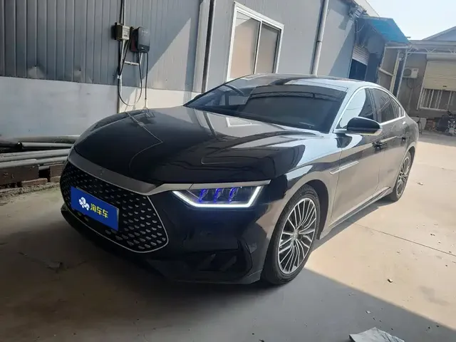BYD Han 2022 DM-i 121KM Prestige