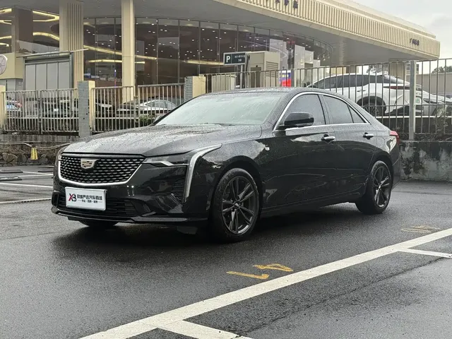 Cadillac CT4 2022 28T Luxury Model