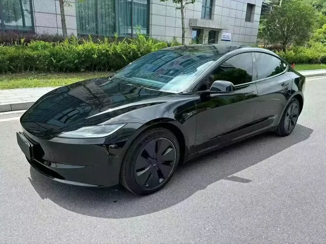 Tesla Model 3 2023 Rear-Wheel Drive