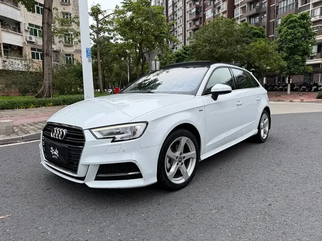 Audi A3 2018 30th Anniversary Sportback 35 TFSI Fashion