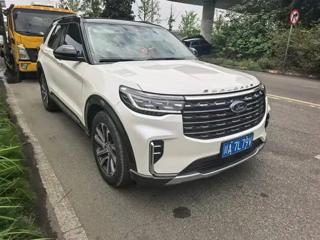 Ford Explorer 2023 EcoBoost 285 AWD Trend Plus Edition 7-Seater