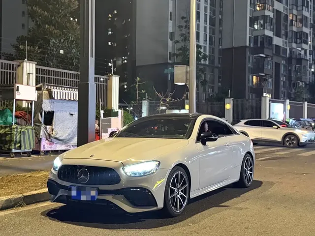 Mercedes-Benz E-Class (Import) 2017 E 200 Coupe