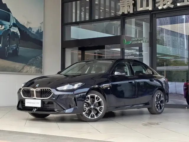 BMW 2 Series 2025 225L M Sport Package