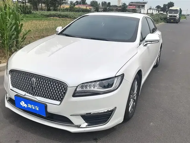 Lincoln MKZ 2020 2.0T Premium Edition