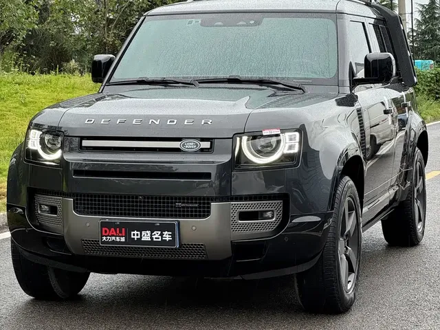 Land Rover Defender 2023 Facelift 110 3.0T P400 X-DYNAMIC HSE
