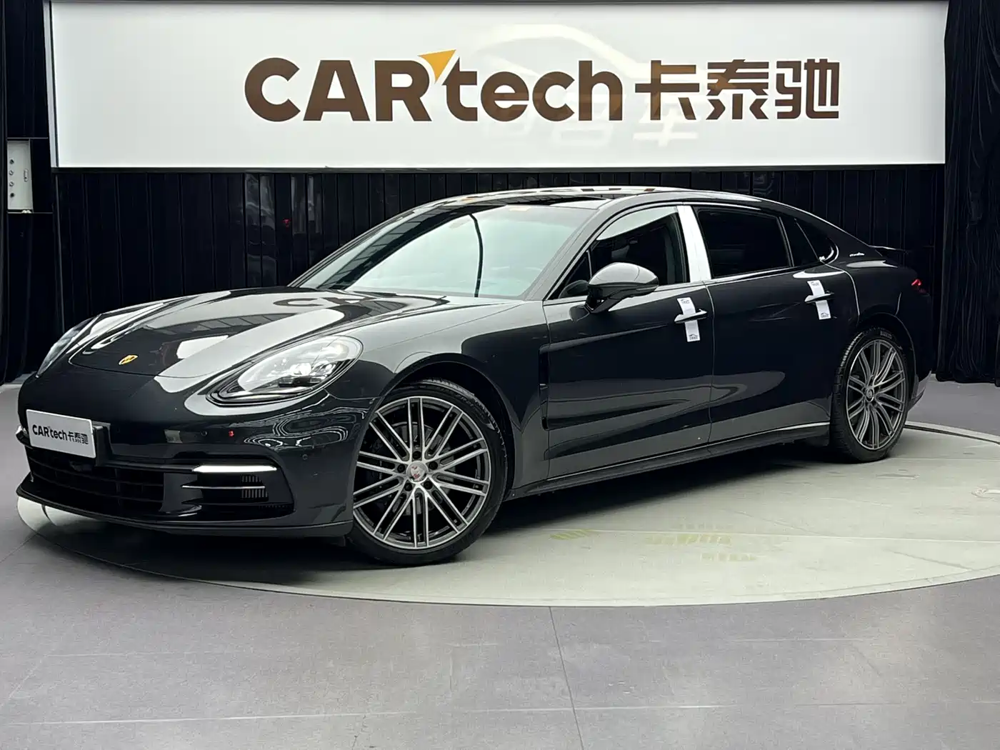Porsche Panamera 2019 Panamera 4 Executive Long Wheelbase 2.9T