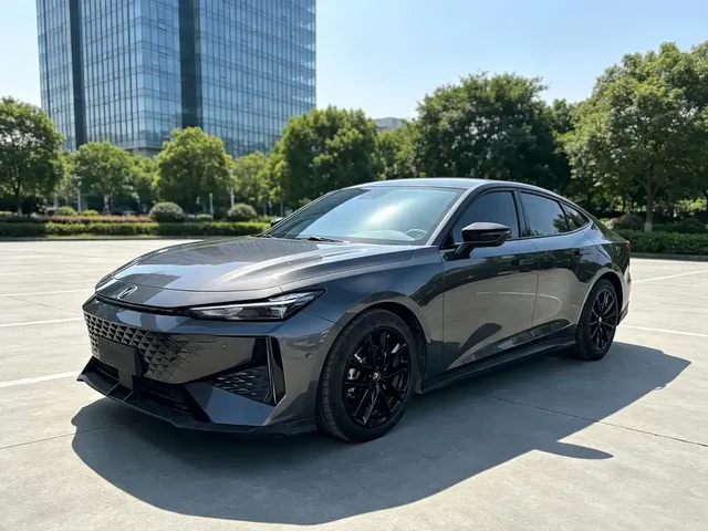 Changan UNI-V 2024 1.5T Premium