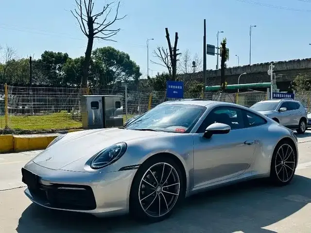 Porsche 911 2023 Carrera 3.0T