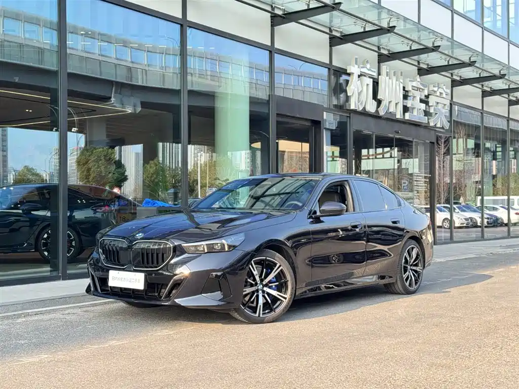 BMW 5 Series (Import) 2024 530i Premium Model M Sport Package
