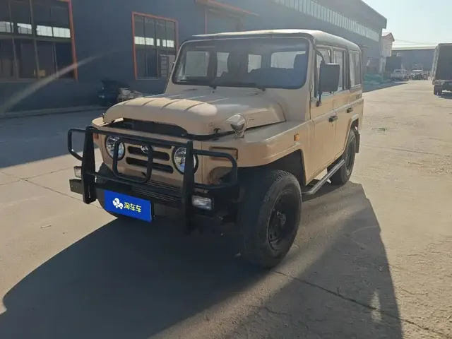 BAW (Beijing Automobile Works) 212 Classic 2019 1.5T Square Door China VI