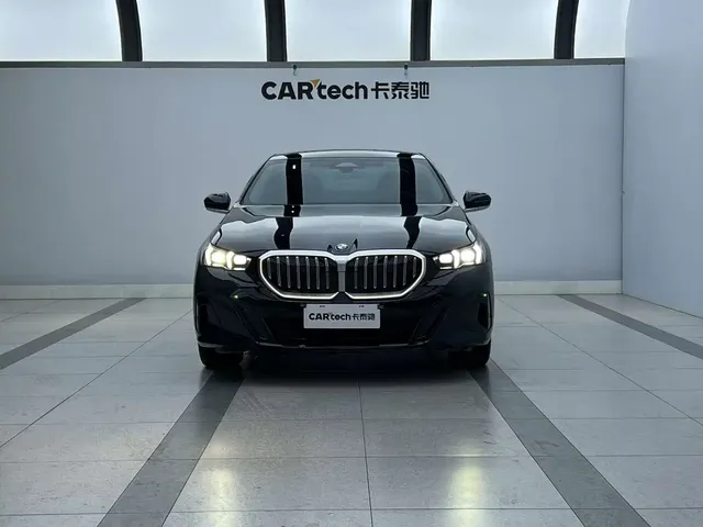BMW 5 Series 2025 530Li xDrive M Sport Package
