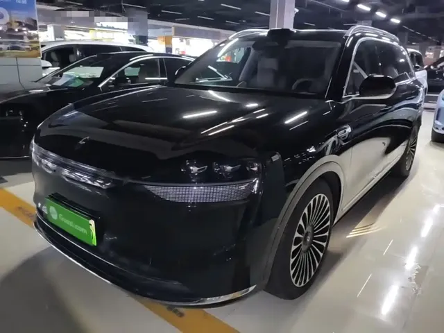 AITO Wenjie AITO M9 2025 Extended Range Ultra 52kWh 6-Seater