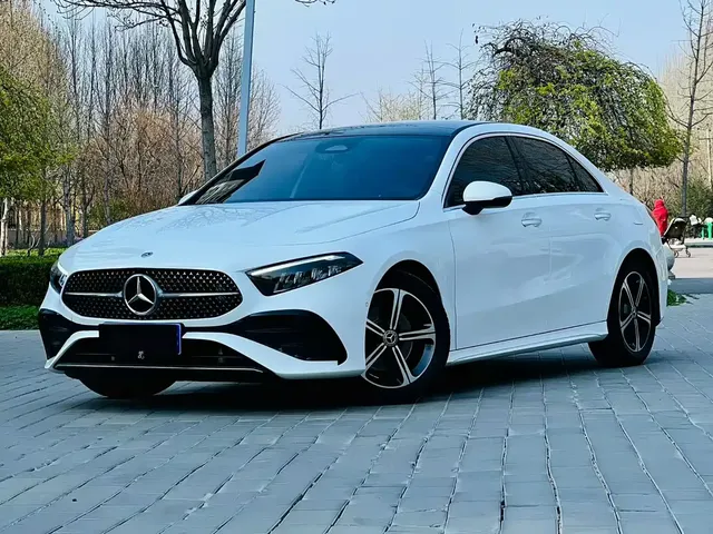Mercedes-Benz A-Class 2023 A 200 L Fashion