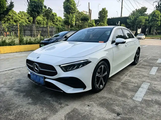 Mercedes-Benz A-Class 2023 A 200 L Fashion