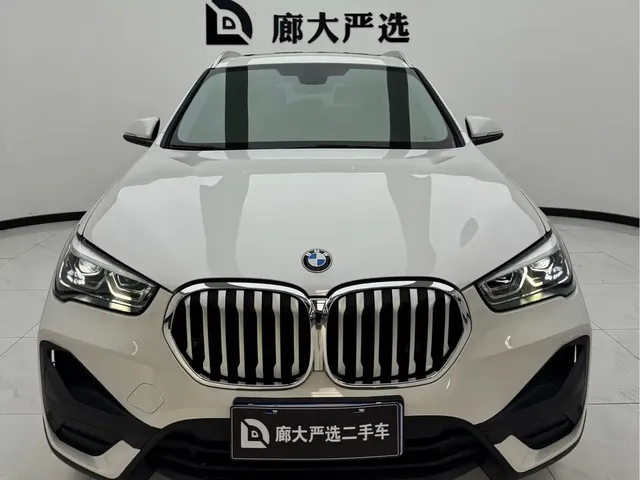 BMW X1 2022 sDrive25Li Leading