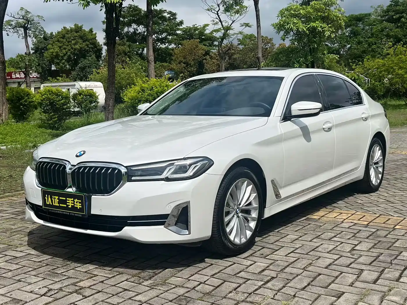BMW 5 Series 2022 525Li Luxury Package