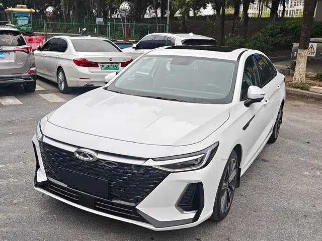 Chery Arrizo 8 2022 1.6T DCT Shang