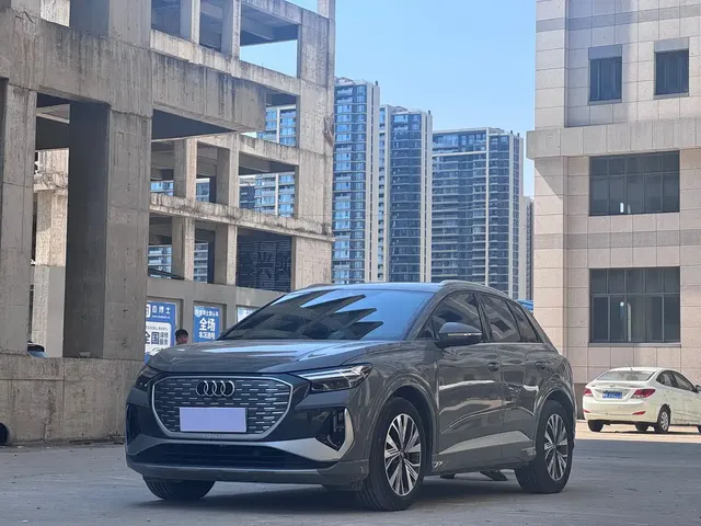 Audi Q4 e-tron 2024 40 e-tron Creation Edition