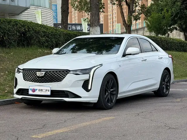 Cadillac CT4 2021 28T Luxury Model