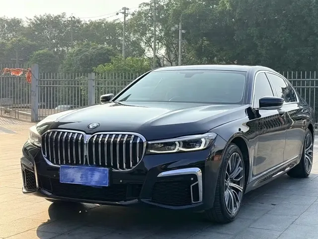BMW 7 Series 2018 730Li Premium Type Excellence Package