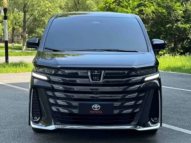 Toyota Vellfire 2024 Crown Hybrid 2.5L Executive Premium Edition