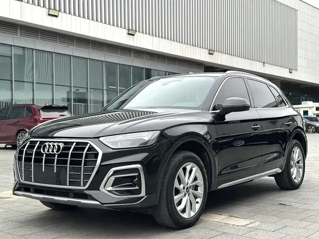 Audi Q5L 2024 Model 40 TFSI Luxury Dynamic