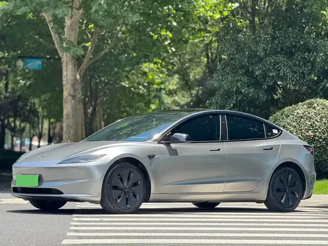Tesla Model 3 2023 Rear-Wheel Drive