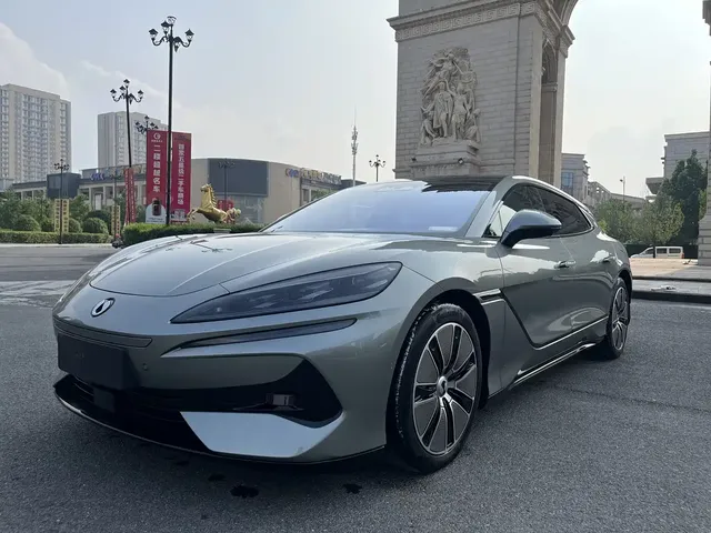 Denza Z9GT 2024 Model 1100 AWD Max Edition