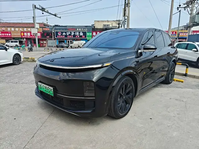 Li Auto Li L8 2023 Pro
